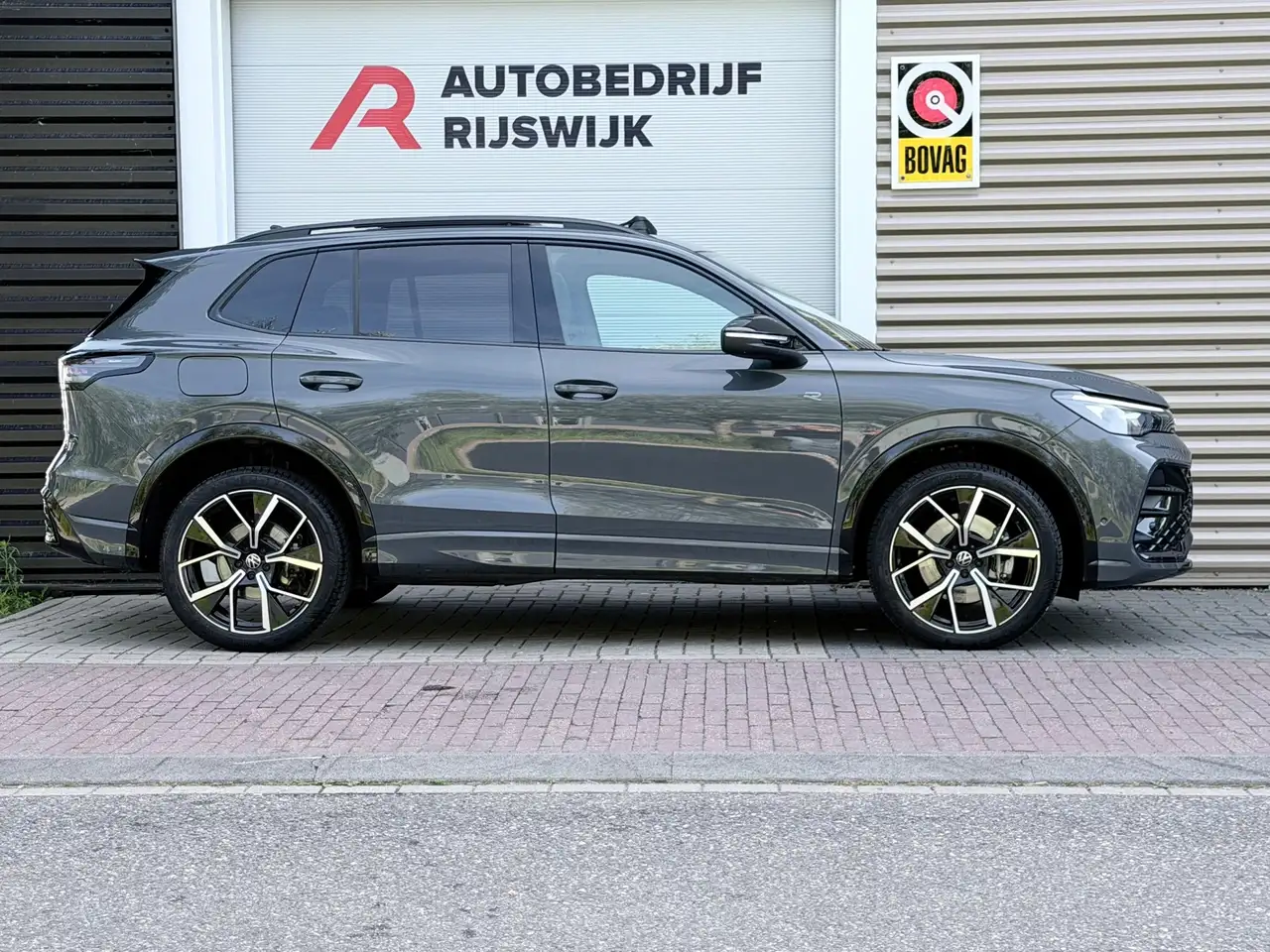 Volkswagen Tiguan 5