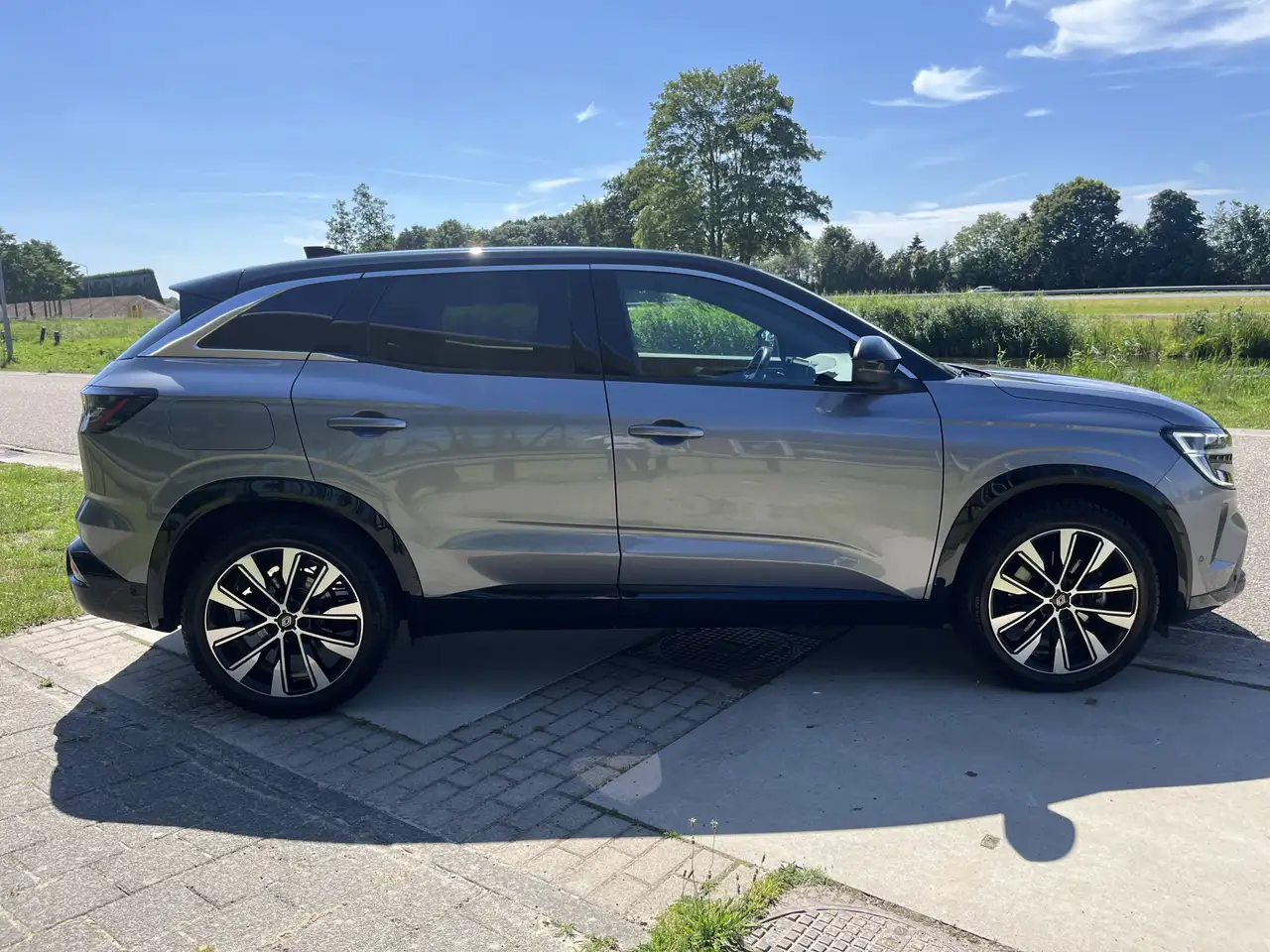 Renault Austral 9