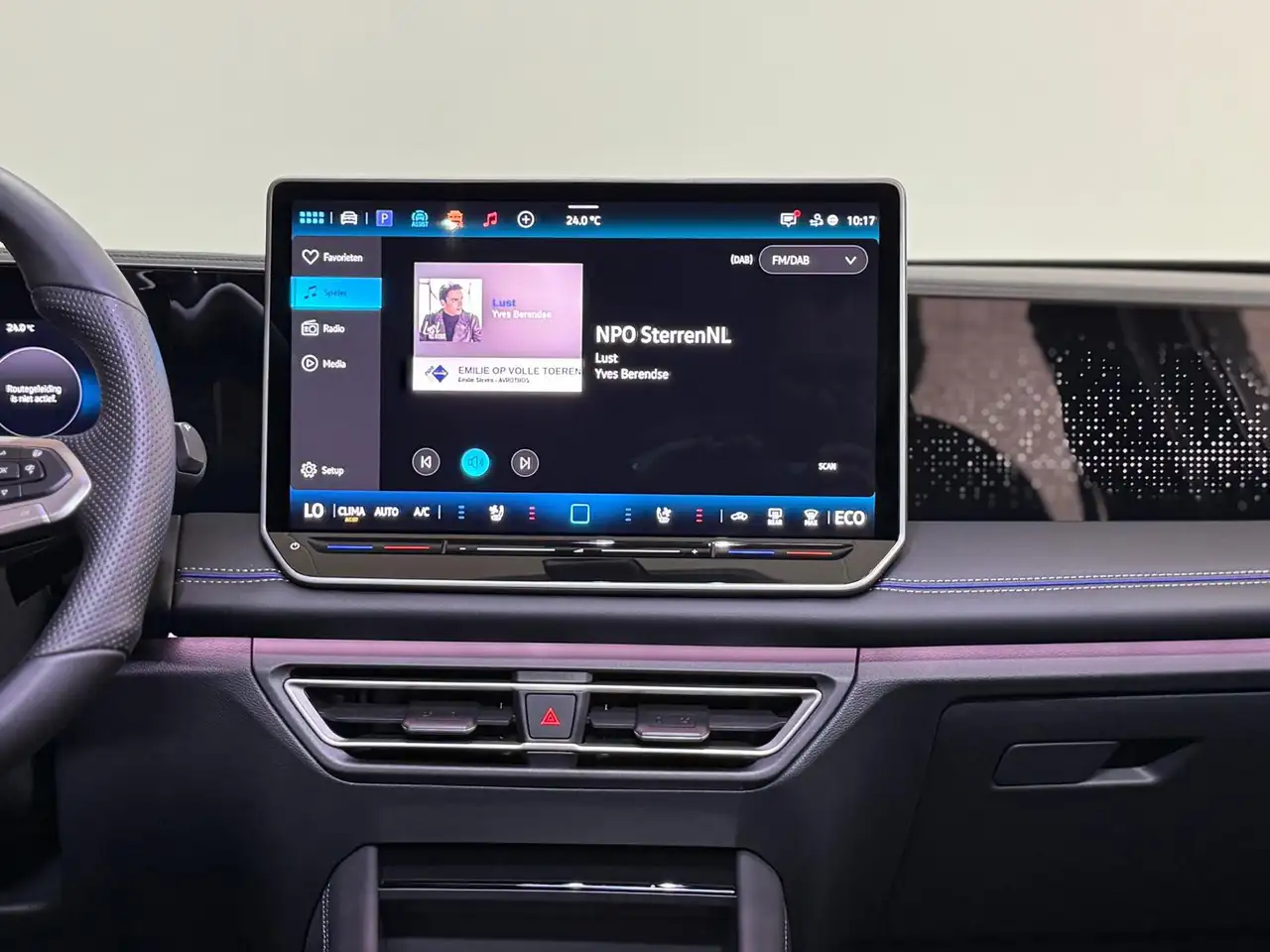 Volkswagen Tiguan 8
