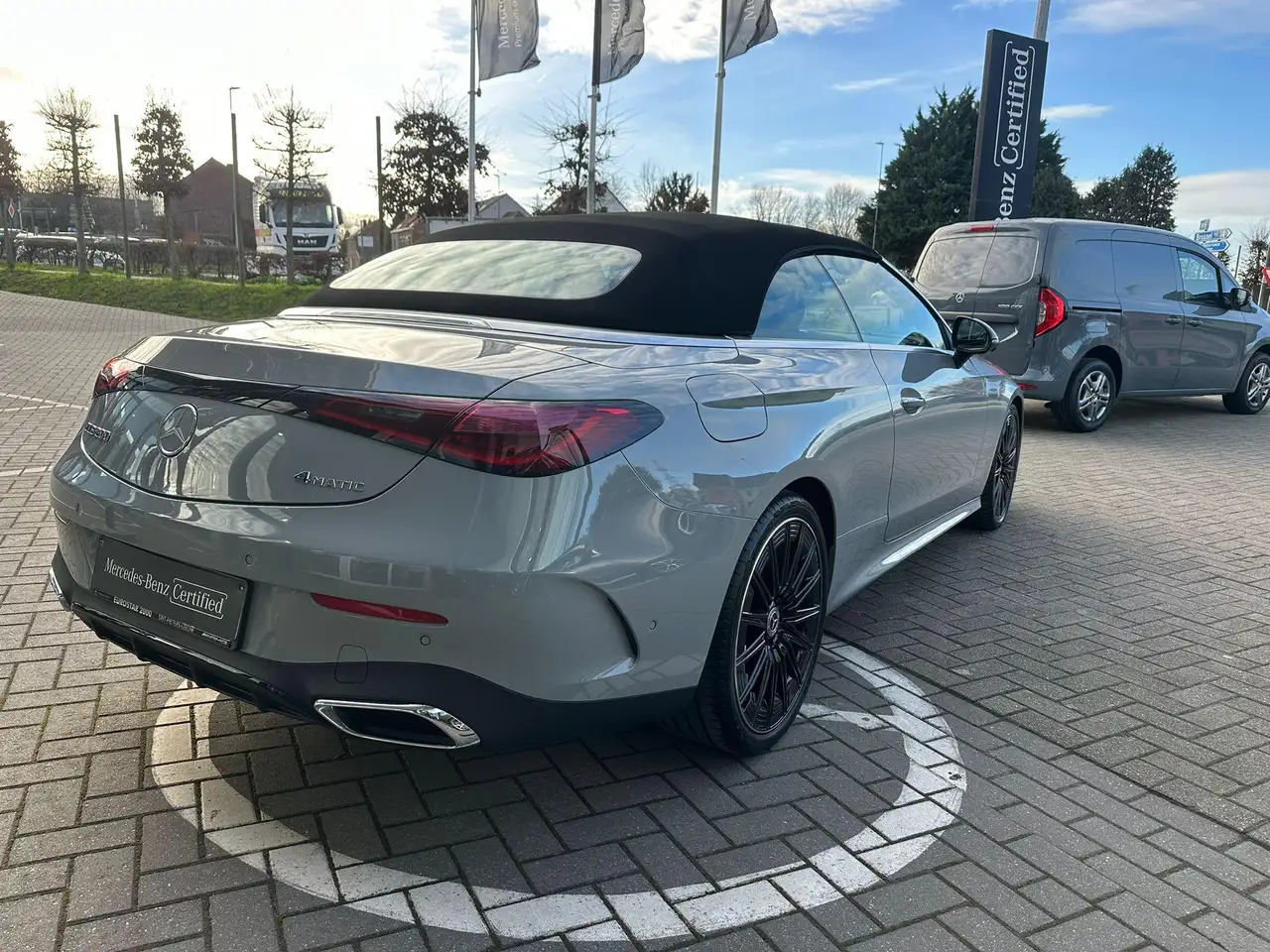 Mercedes-Benz CLE 200 6