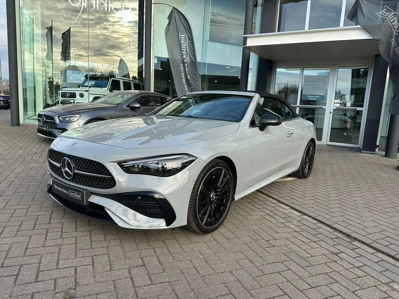 Mercedes-Benz CLE 200 10