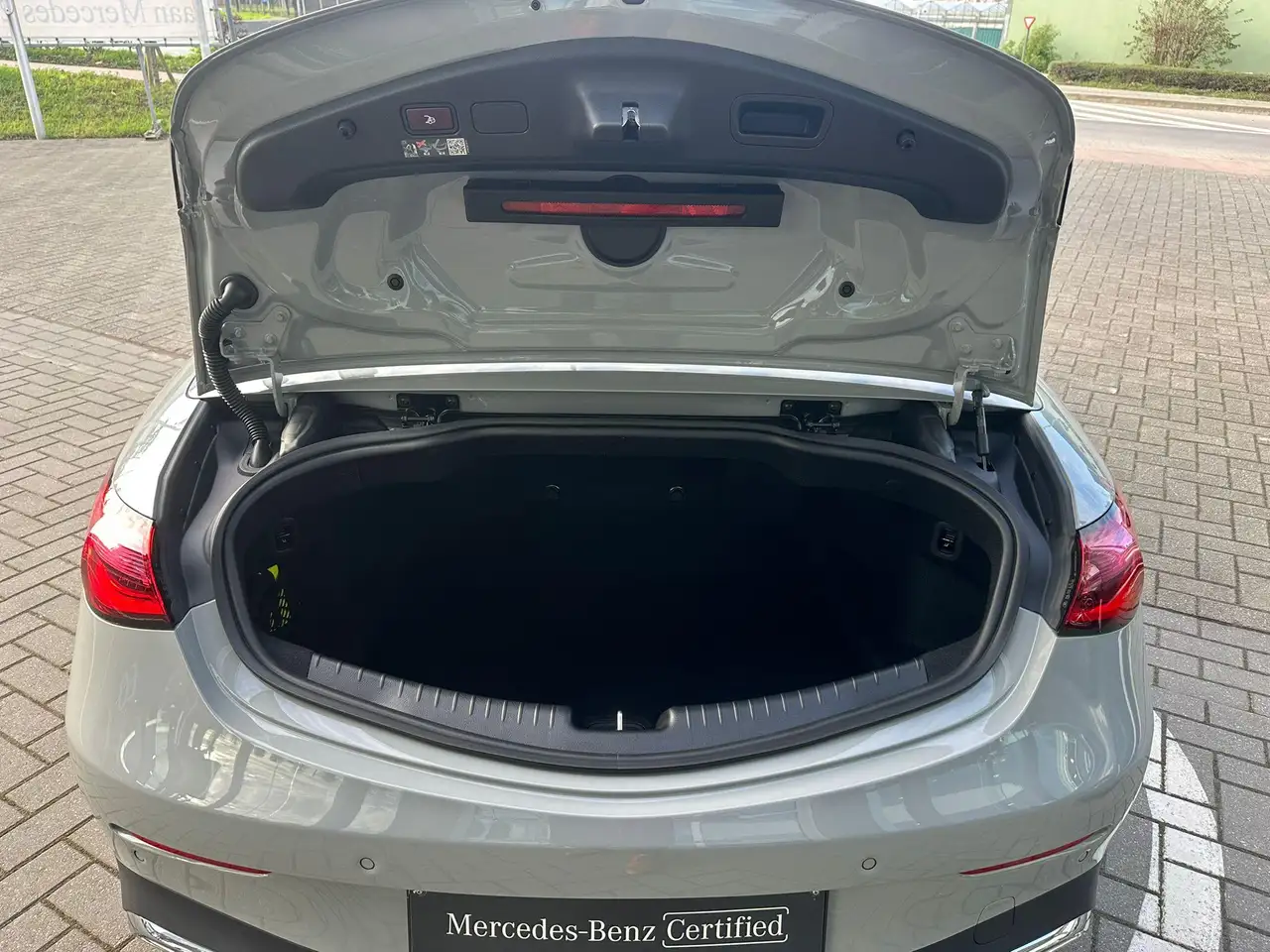 Mercedes-Benz CLE 200 11