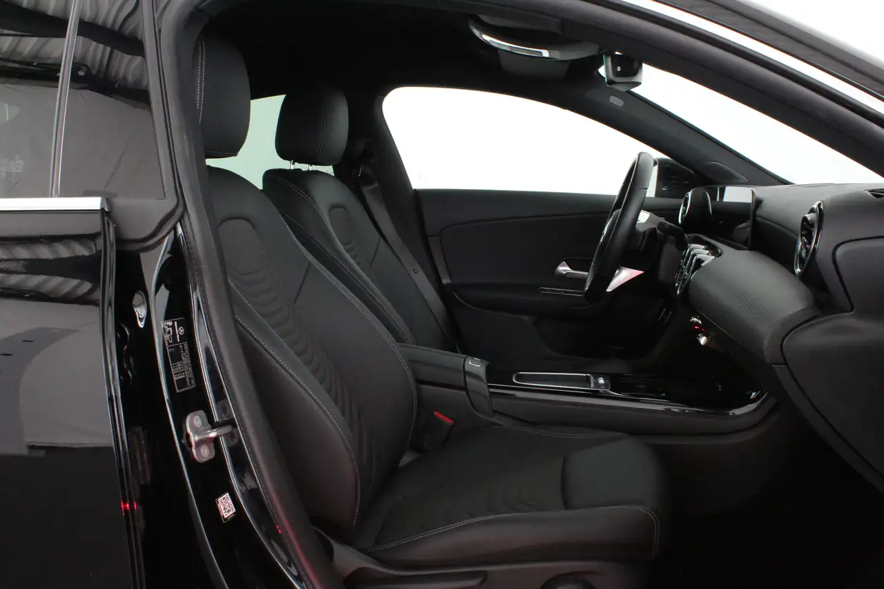 Mercedes-Benz CLA 250 4
