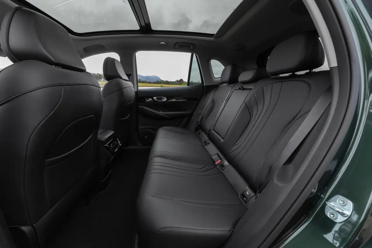Geely Starray EM-i 3
