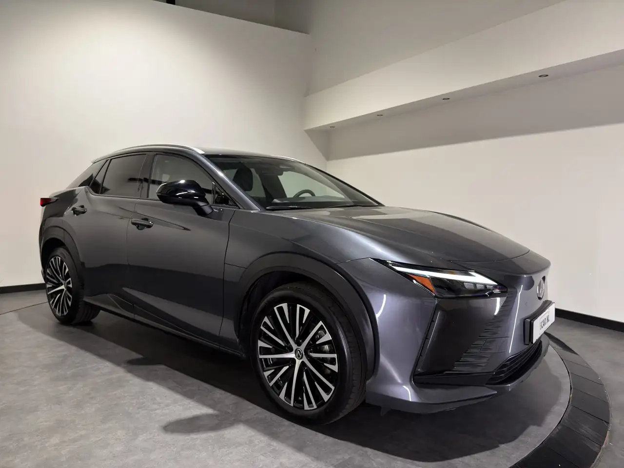 Lexus RZ
