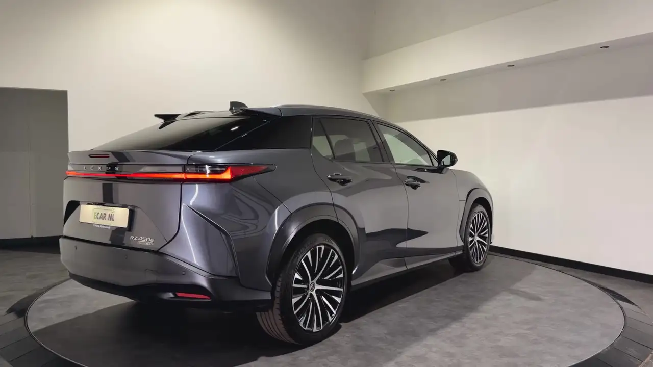 Lexus RZ 3