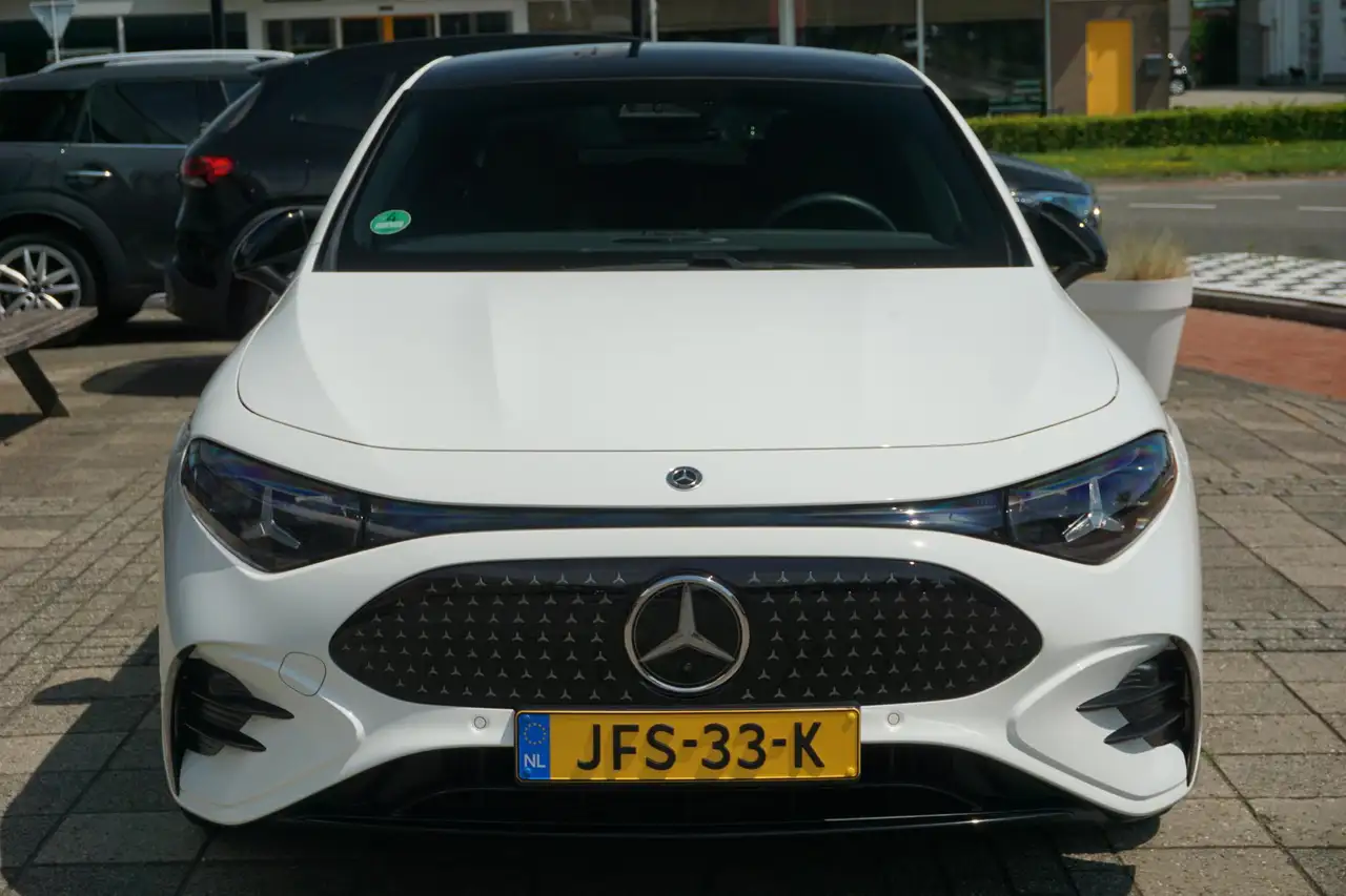 Mercedes-Benz CLA 250 7