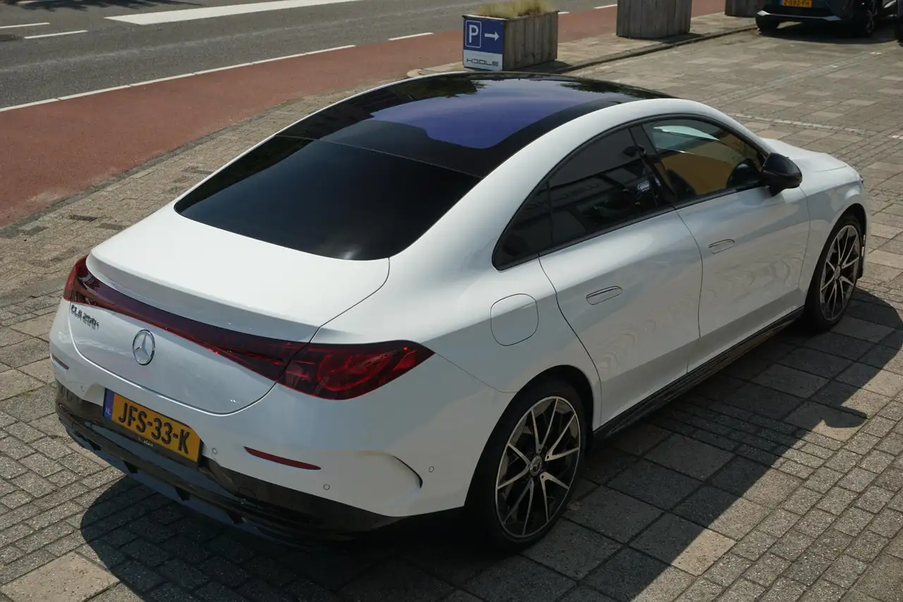 Mercedes-Benz CLA 250 12