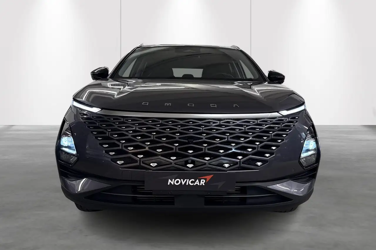 Omoda 5 Omoda 4