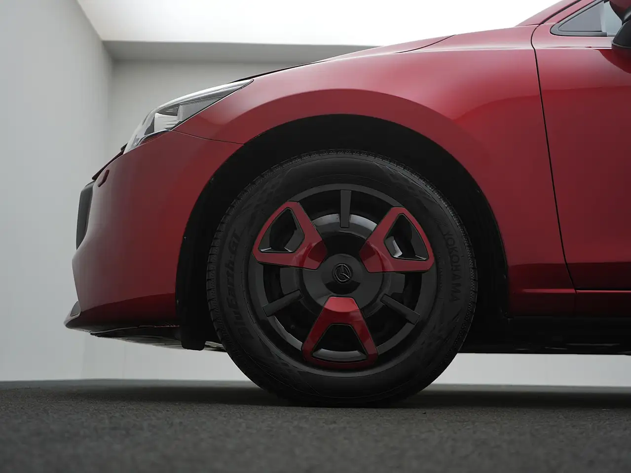 Mazda 2 9