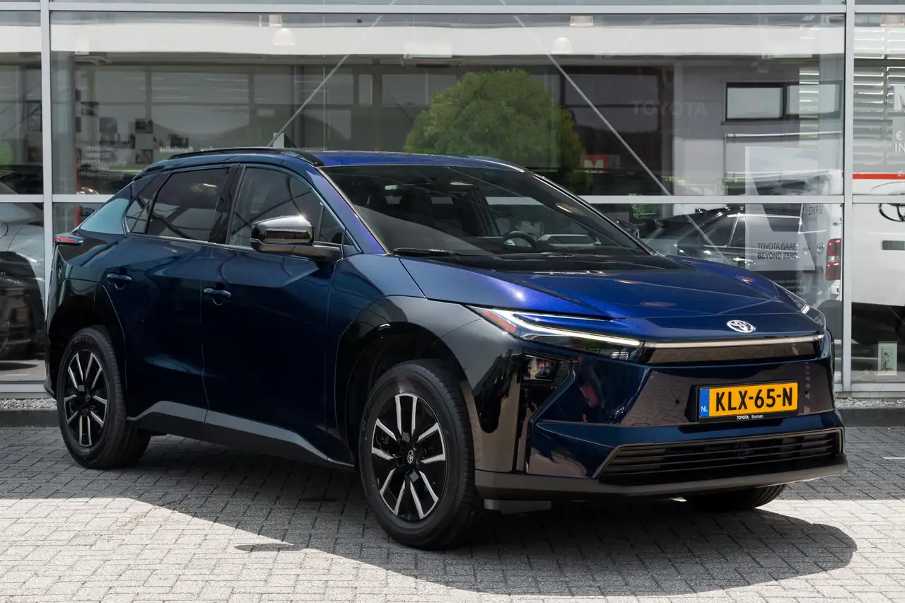 Toyota bZ4X 7