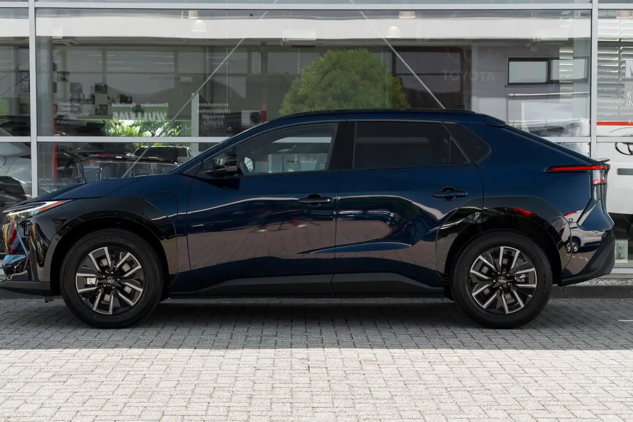 Toyota bZ4X 9