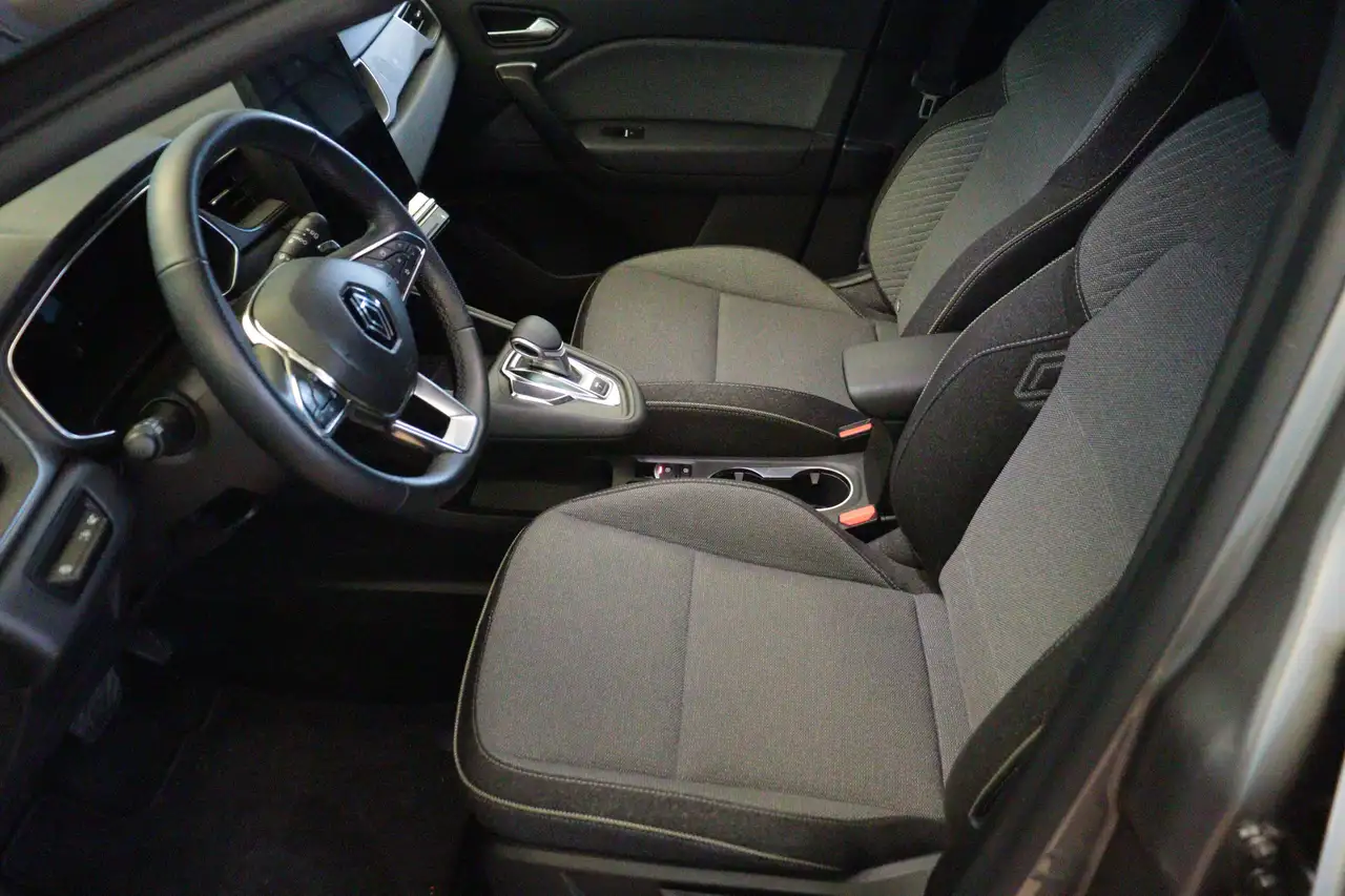 Renault Captur 5