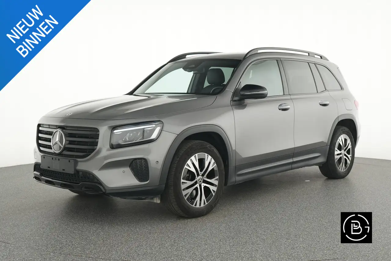 Mercedes-Benz GLB 180