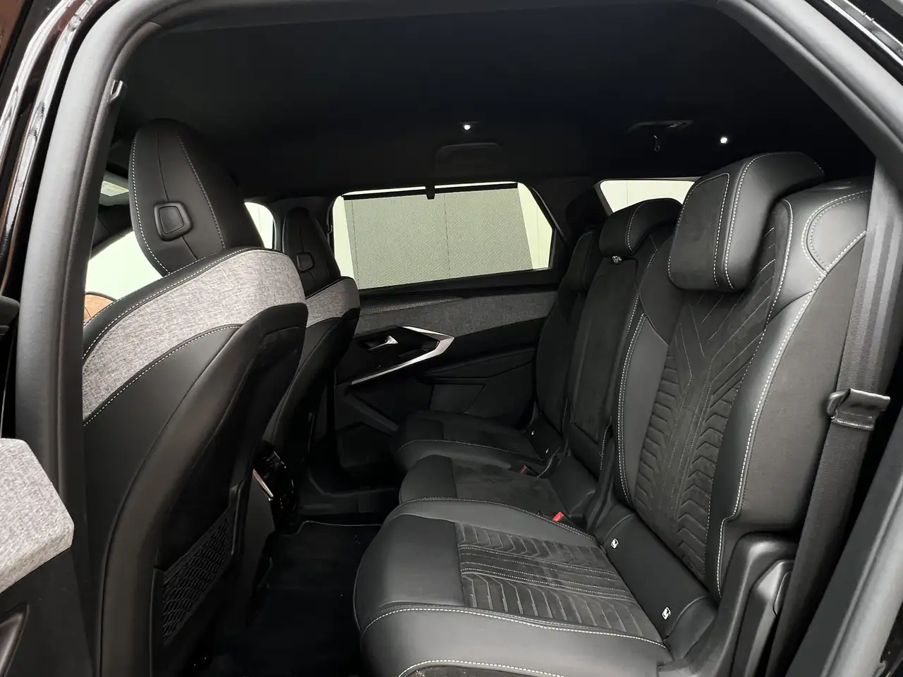 Peugeot 5008 9