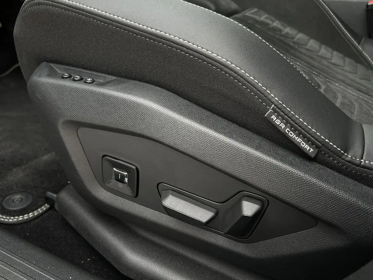 Peugeot 5008 12