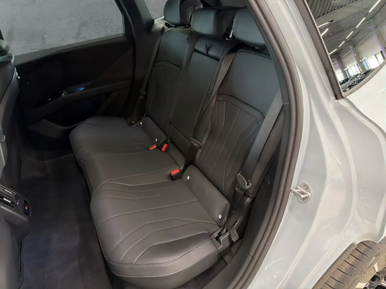 BMW iX3 50 13