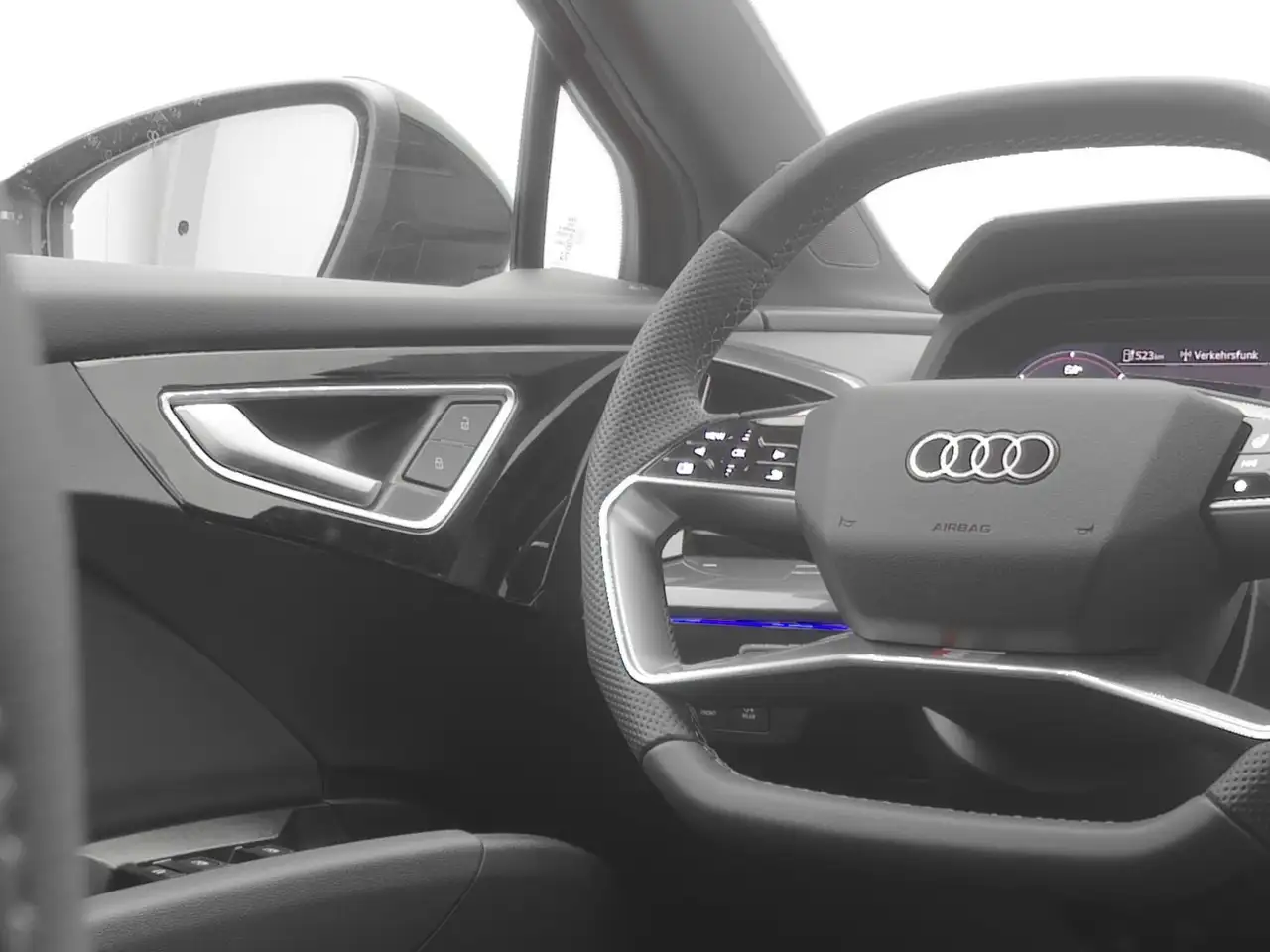 Audi Q4 12