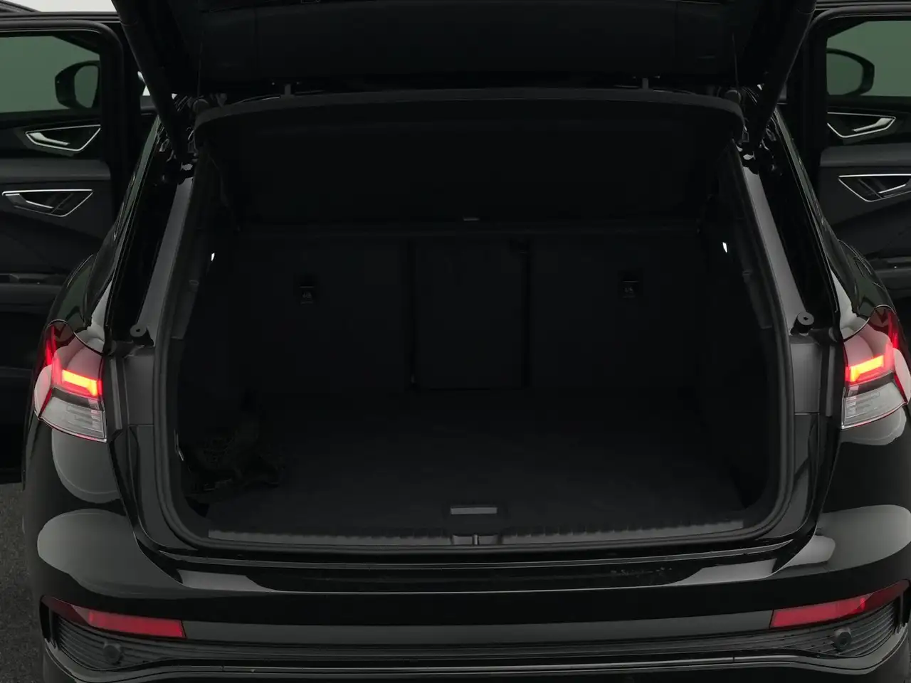 Audi Q4 14