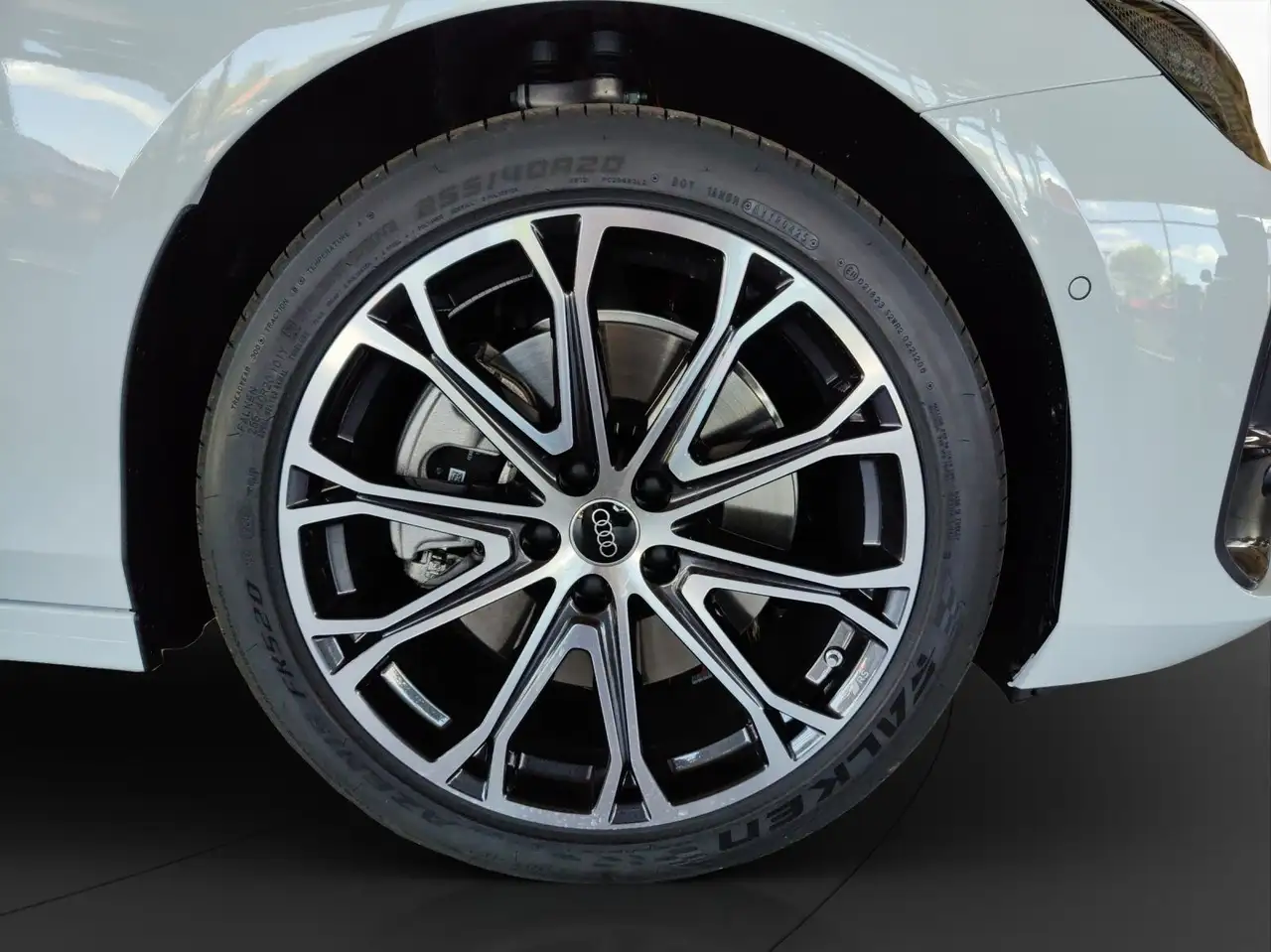 Audi A6 11
