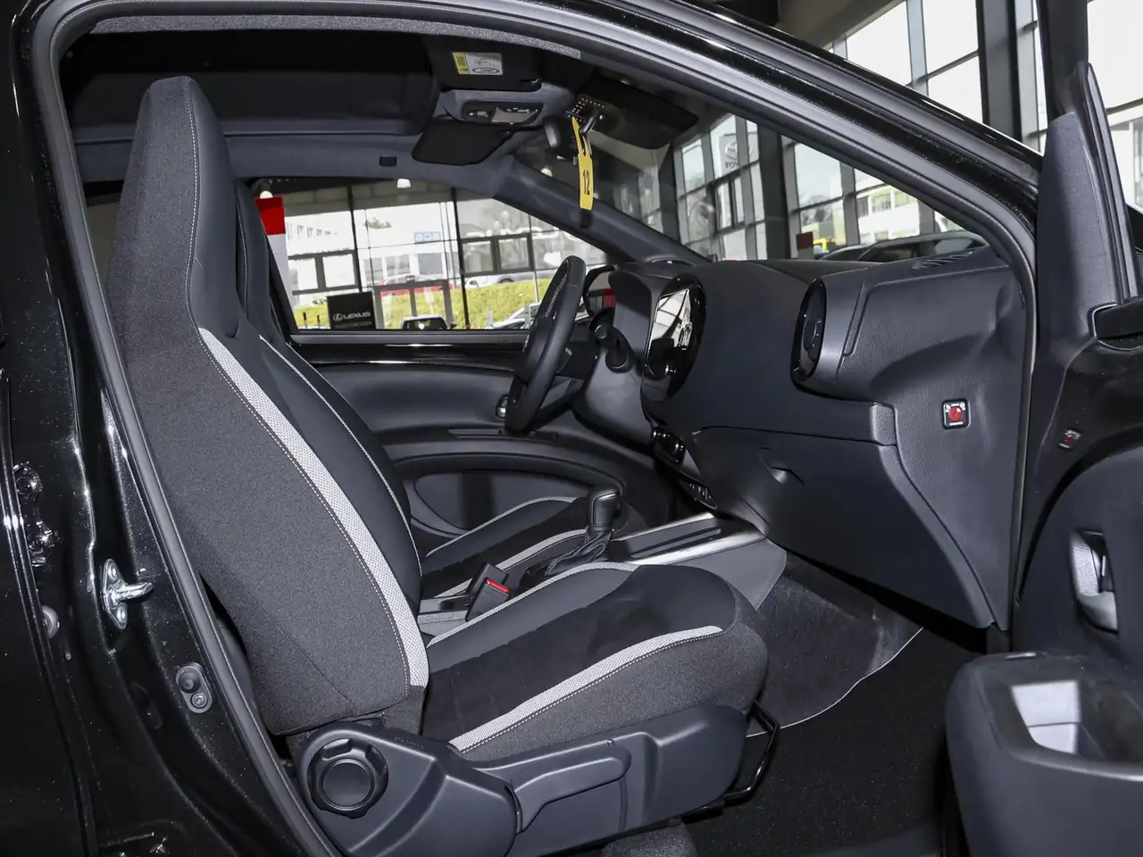 Toyota Aygo X 6