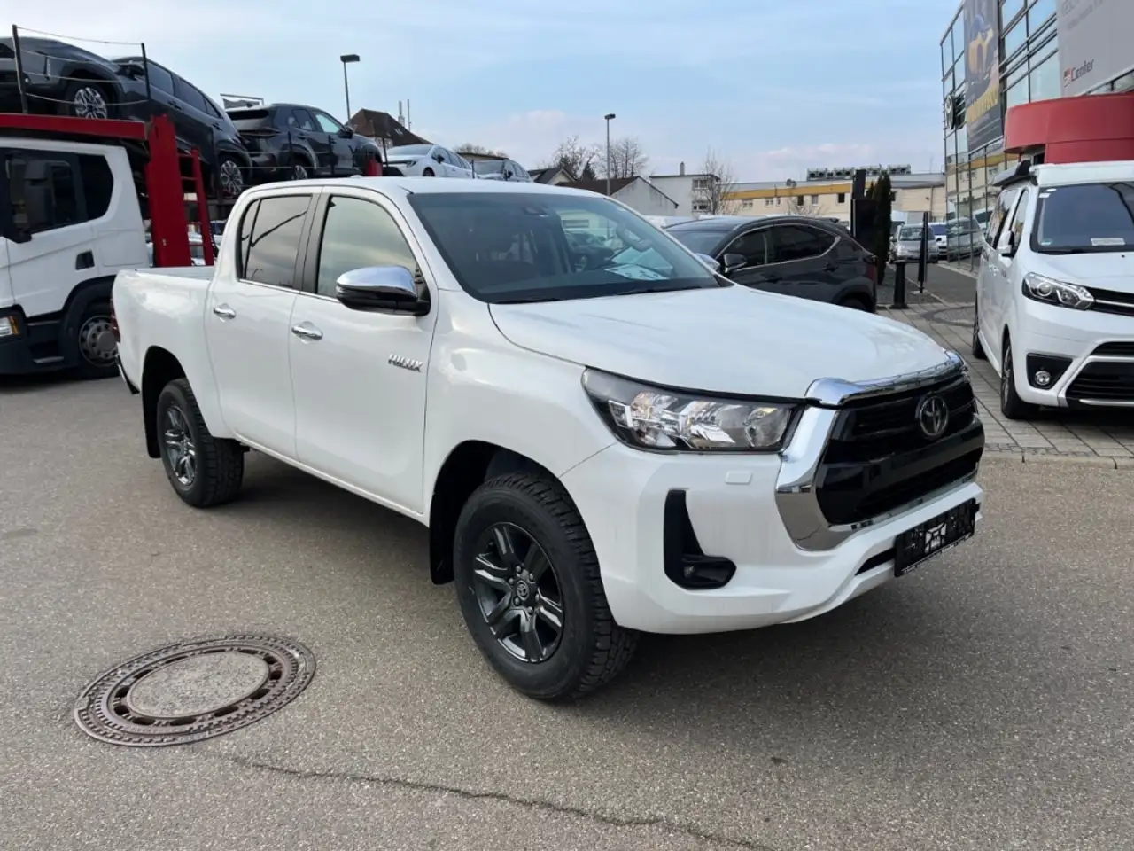 Toyota Hilux 2