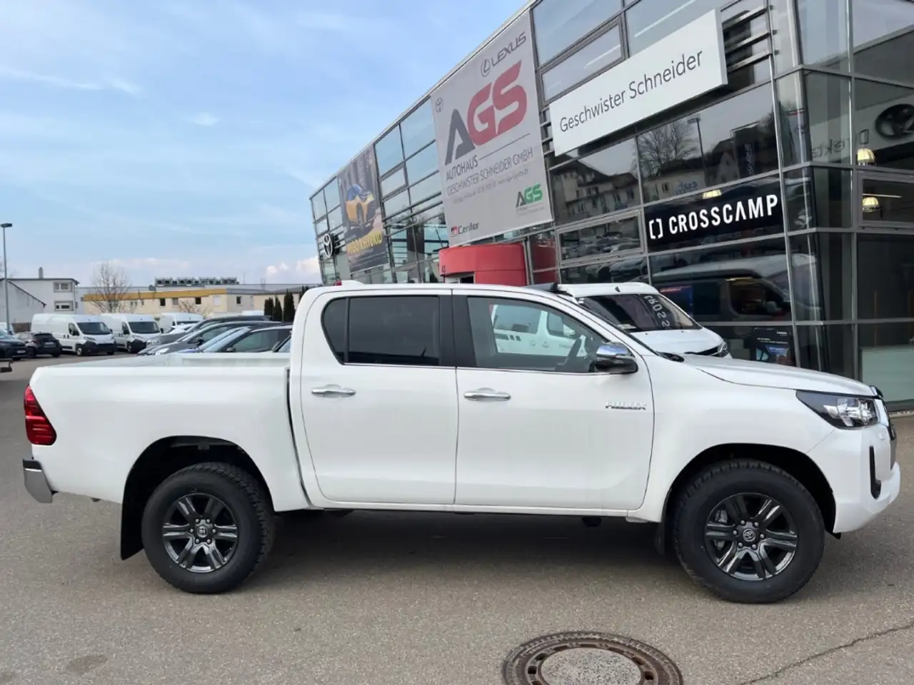 Toyota Hilux 3