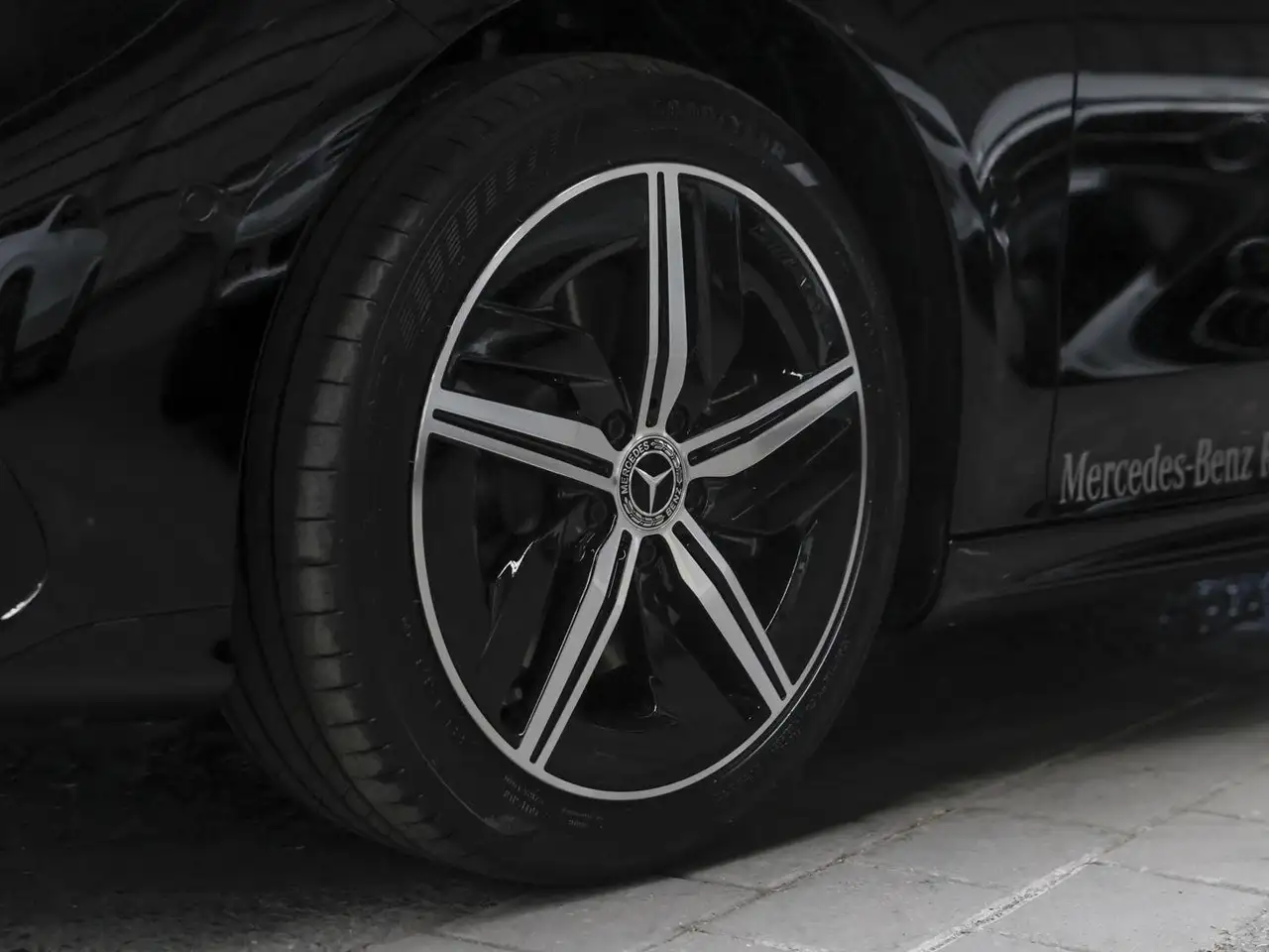 Mercedes-Benz CLA 250 9