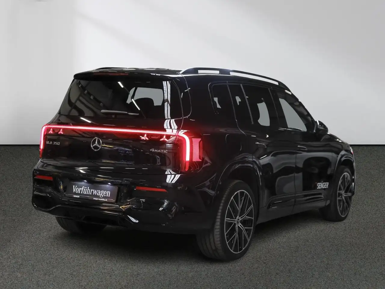 Mercedes-Benz GLB 250 3