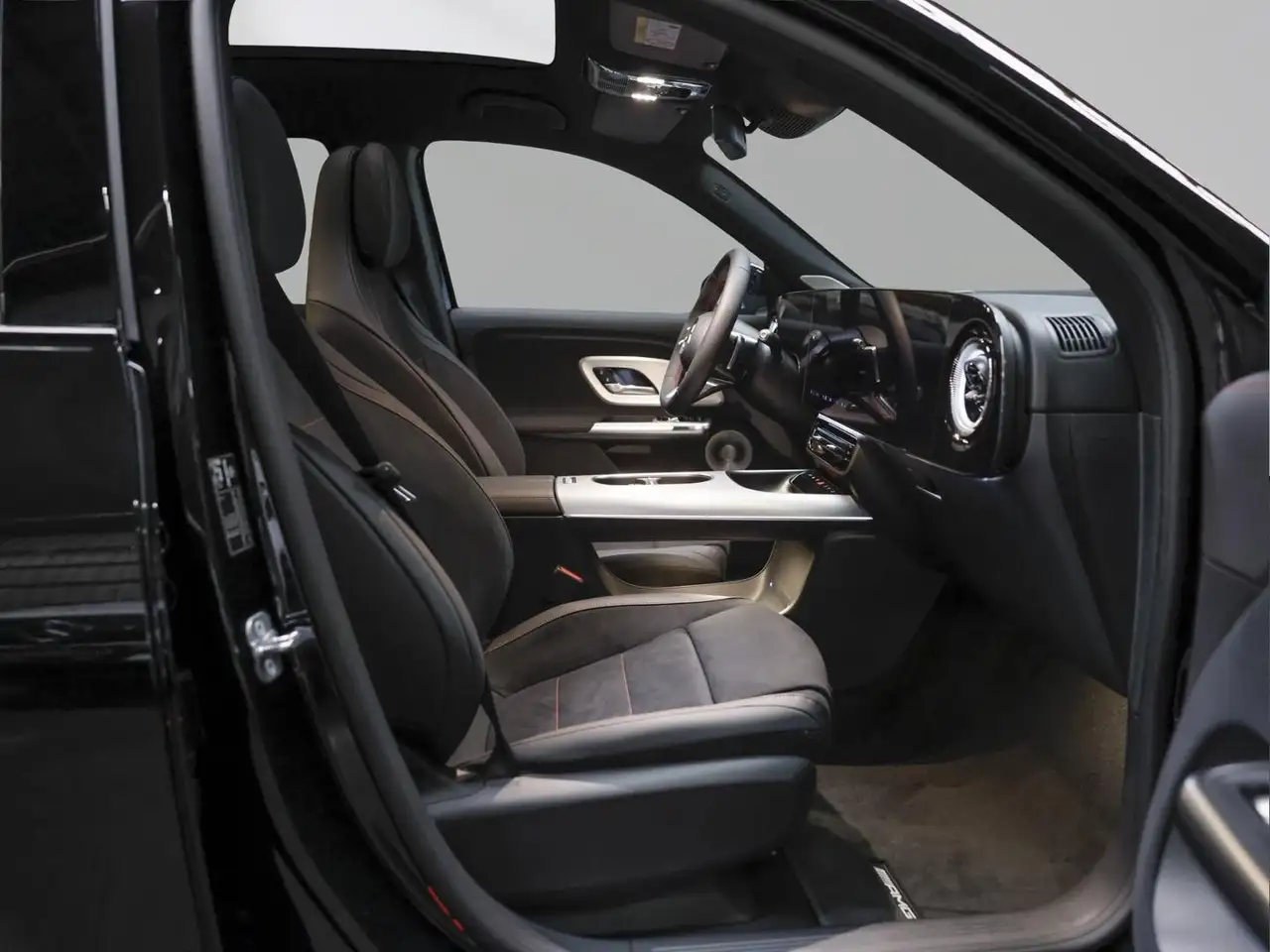 Mercedes-Benz GLB 250 4