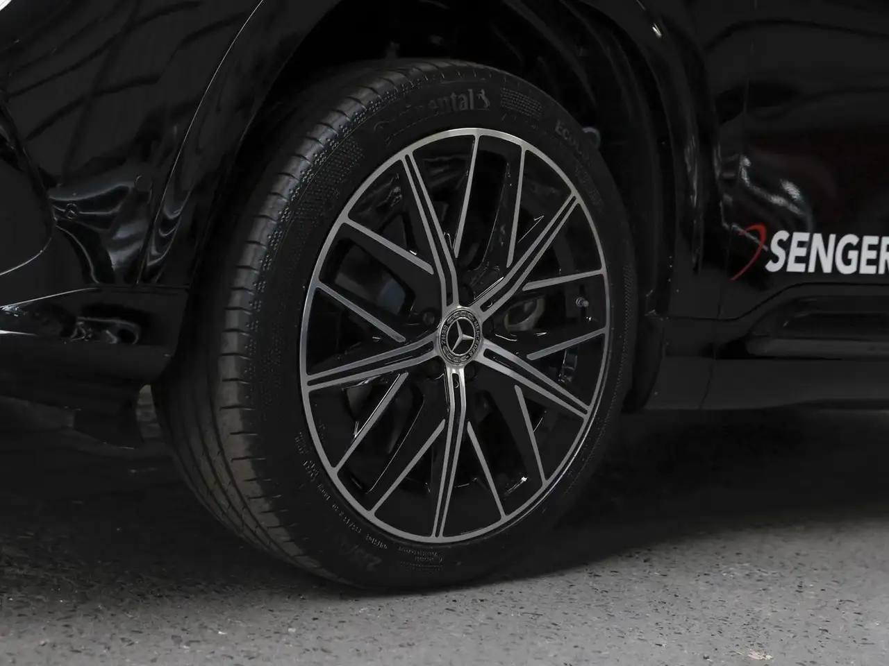 Mercedes-Benz GLB 250 9