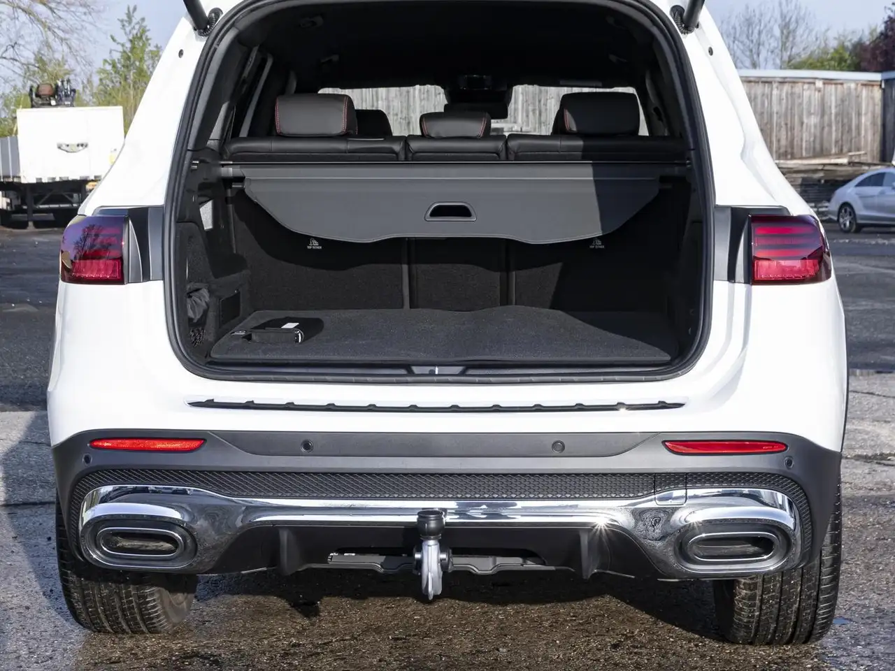 Mercedes-Benz GLB 220 12