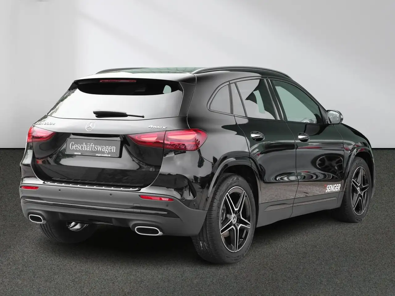 Mercedes-Benz GLA 200 3