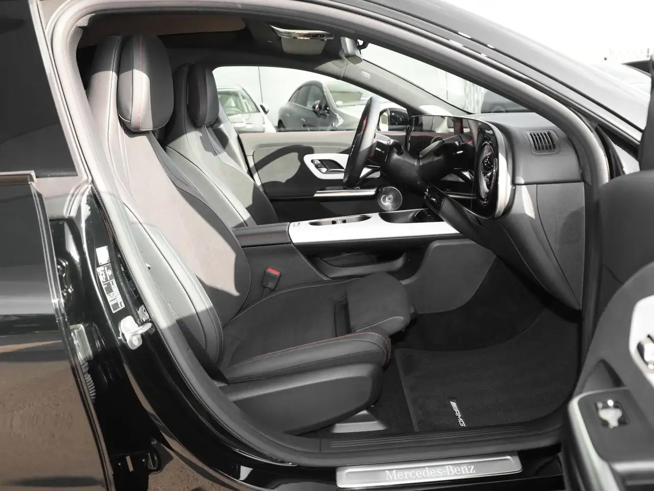 Mercedes-Benz CLA 200 6