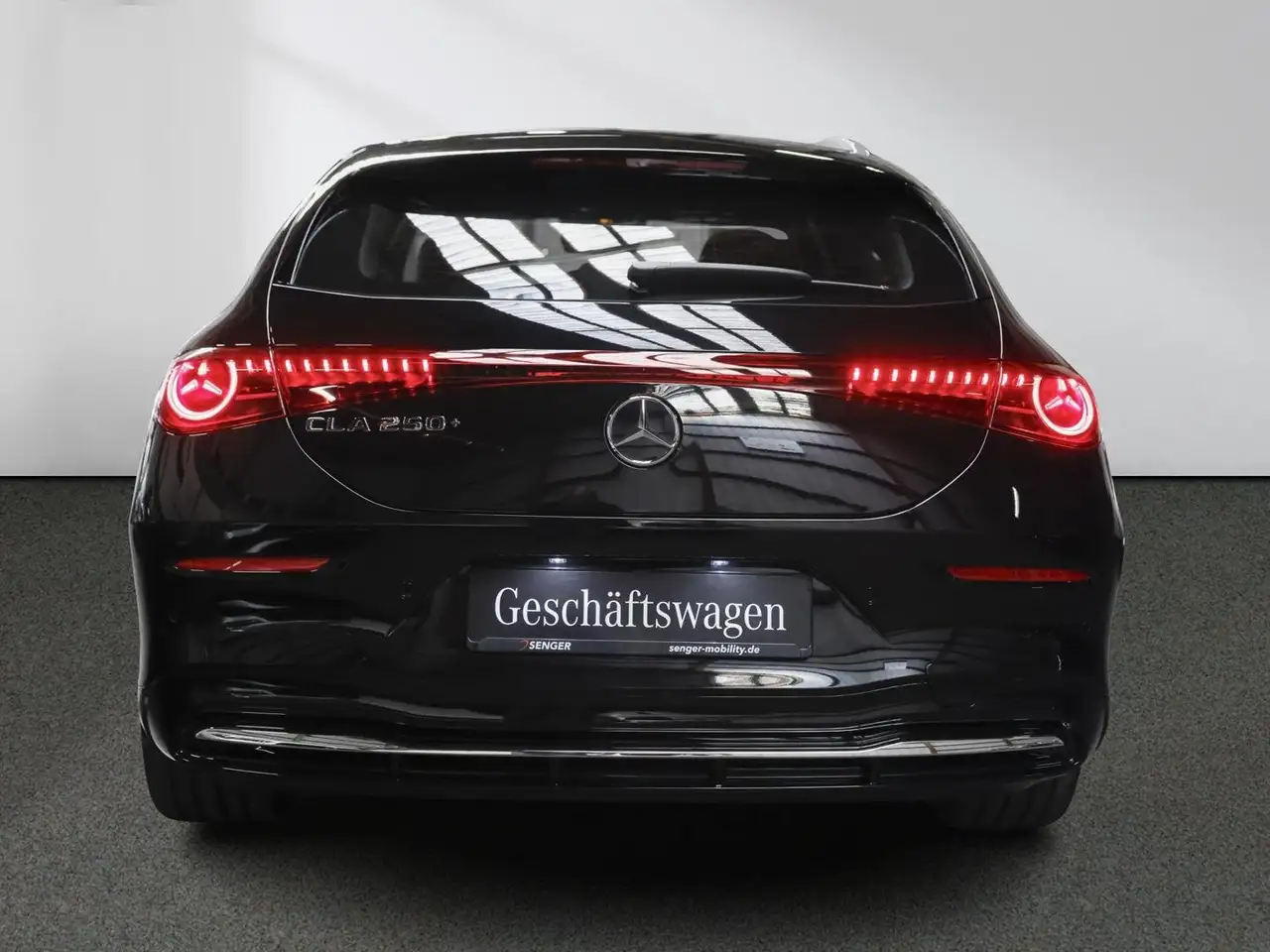 Mercedes-Benz CLA 250 5