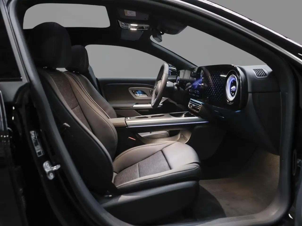 Mercedes-Benz CLA 250 9