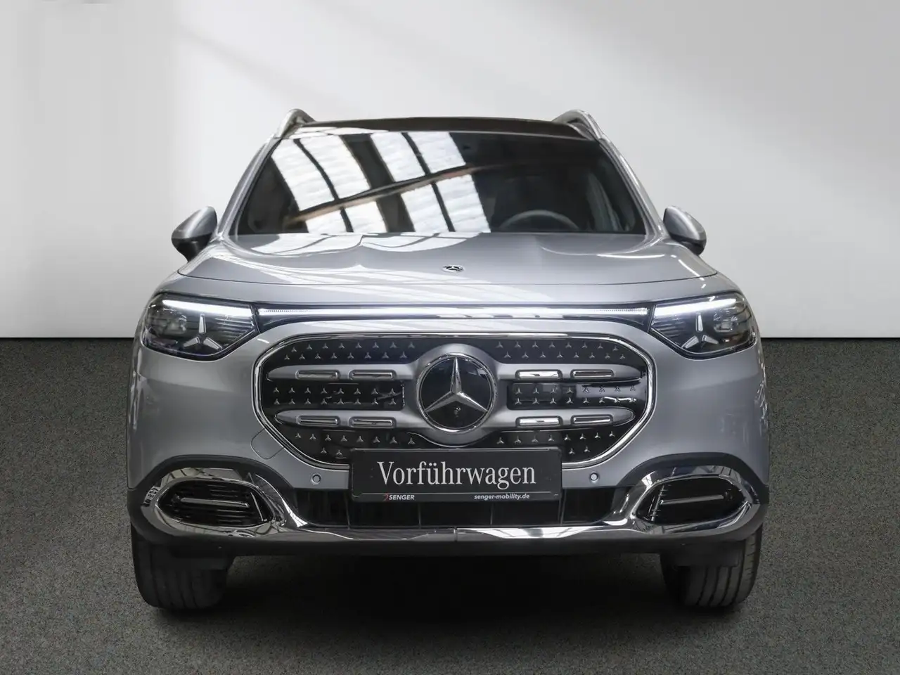Mercedes-Benz GLB 250 8