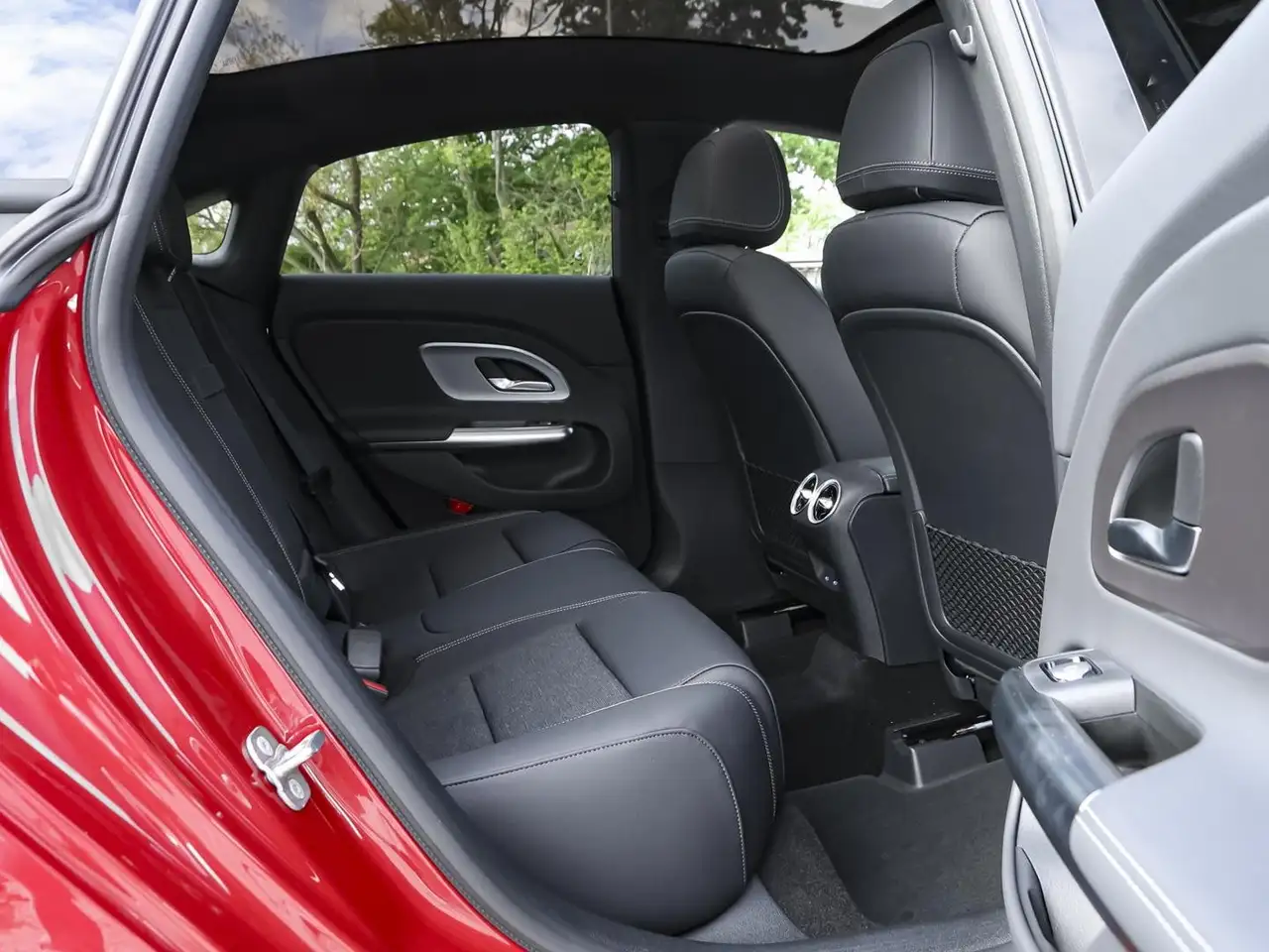 Mercedes-Benz CLA 180 7