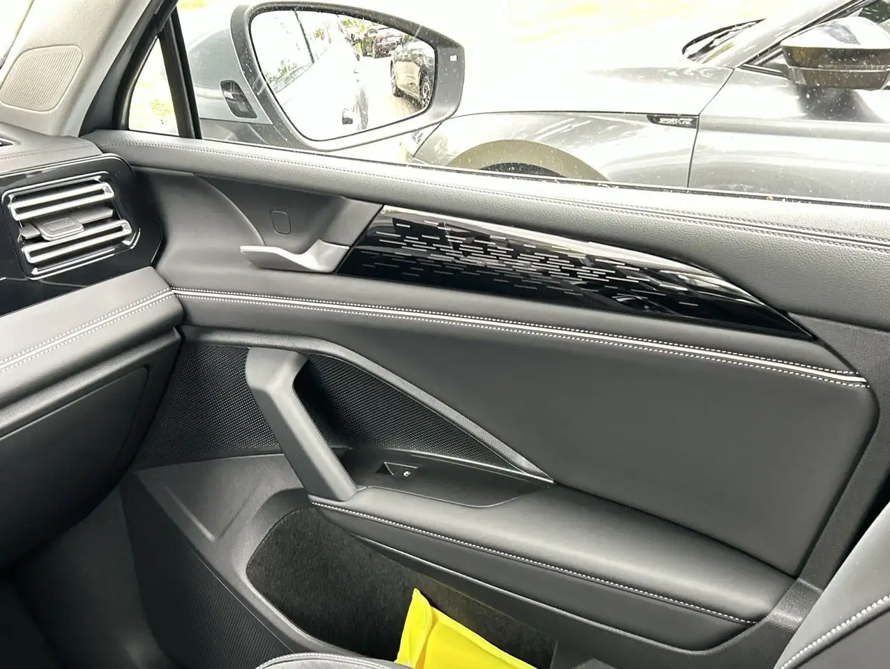 Volkswagen Tiguan 8