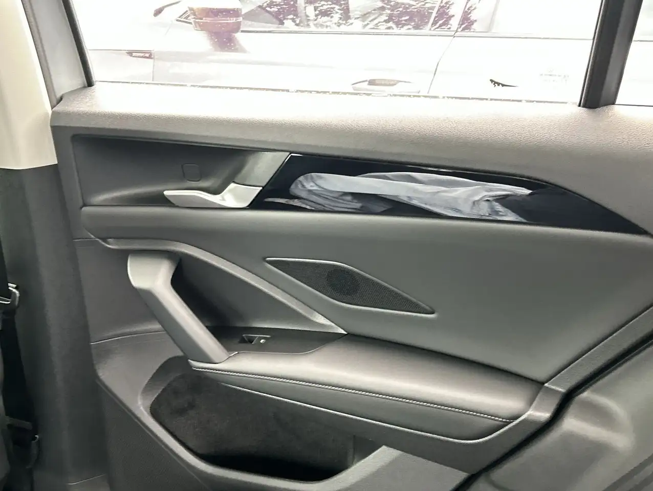 Volkswagen Tiguan 9