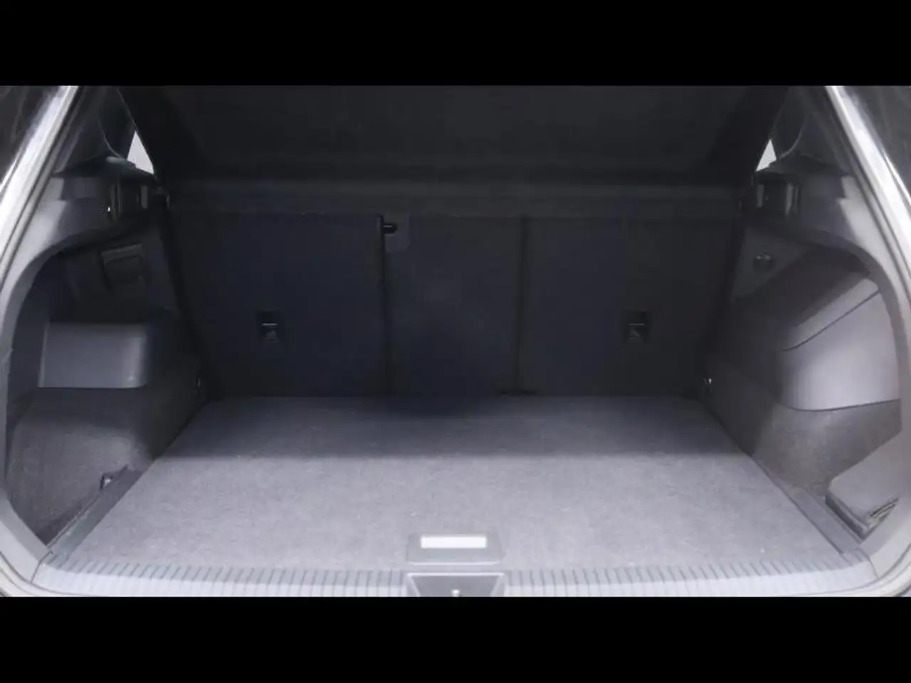 Volkswagen Tiguan 6