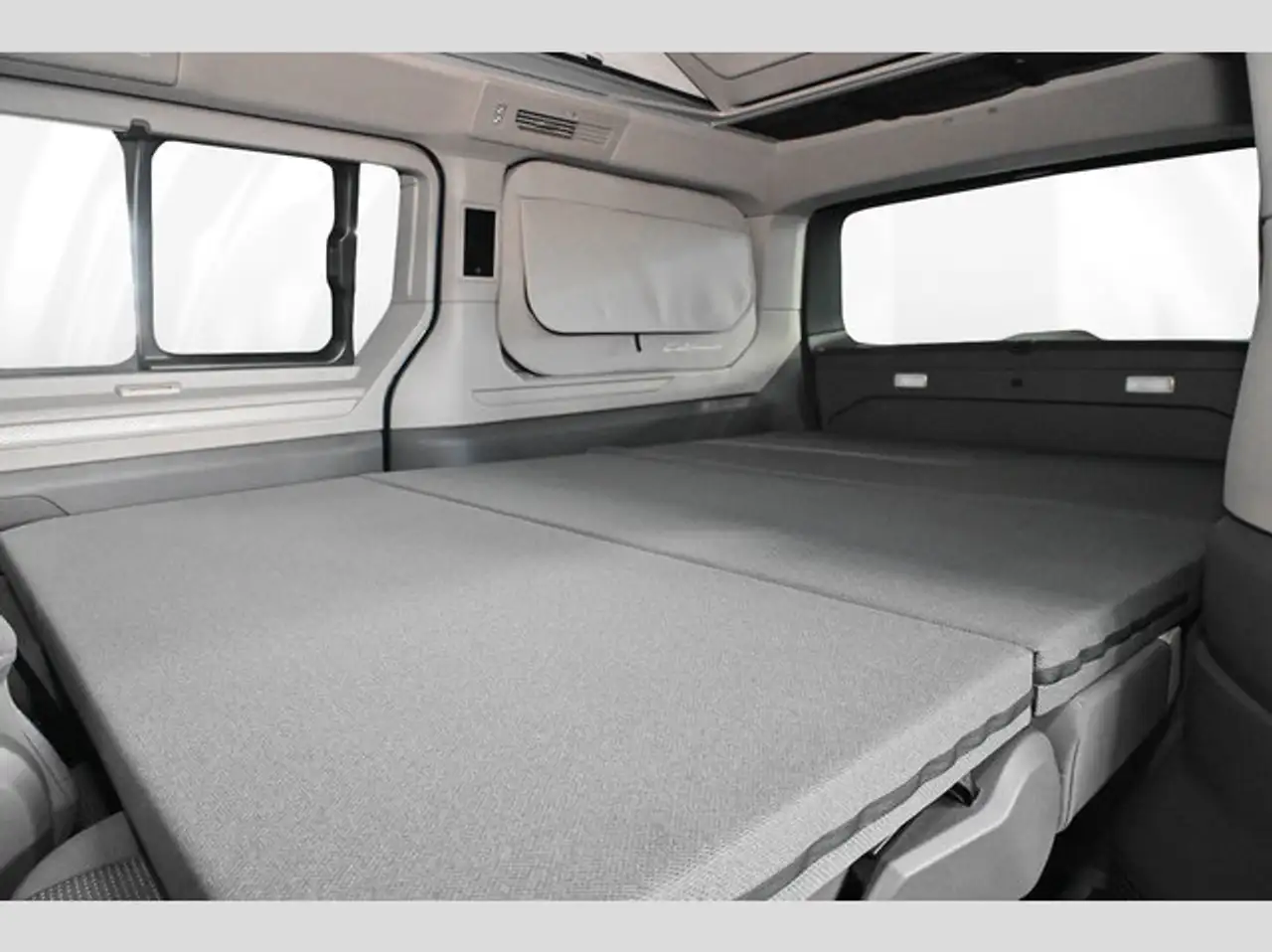 Volkswagen T7 California 9