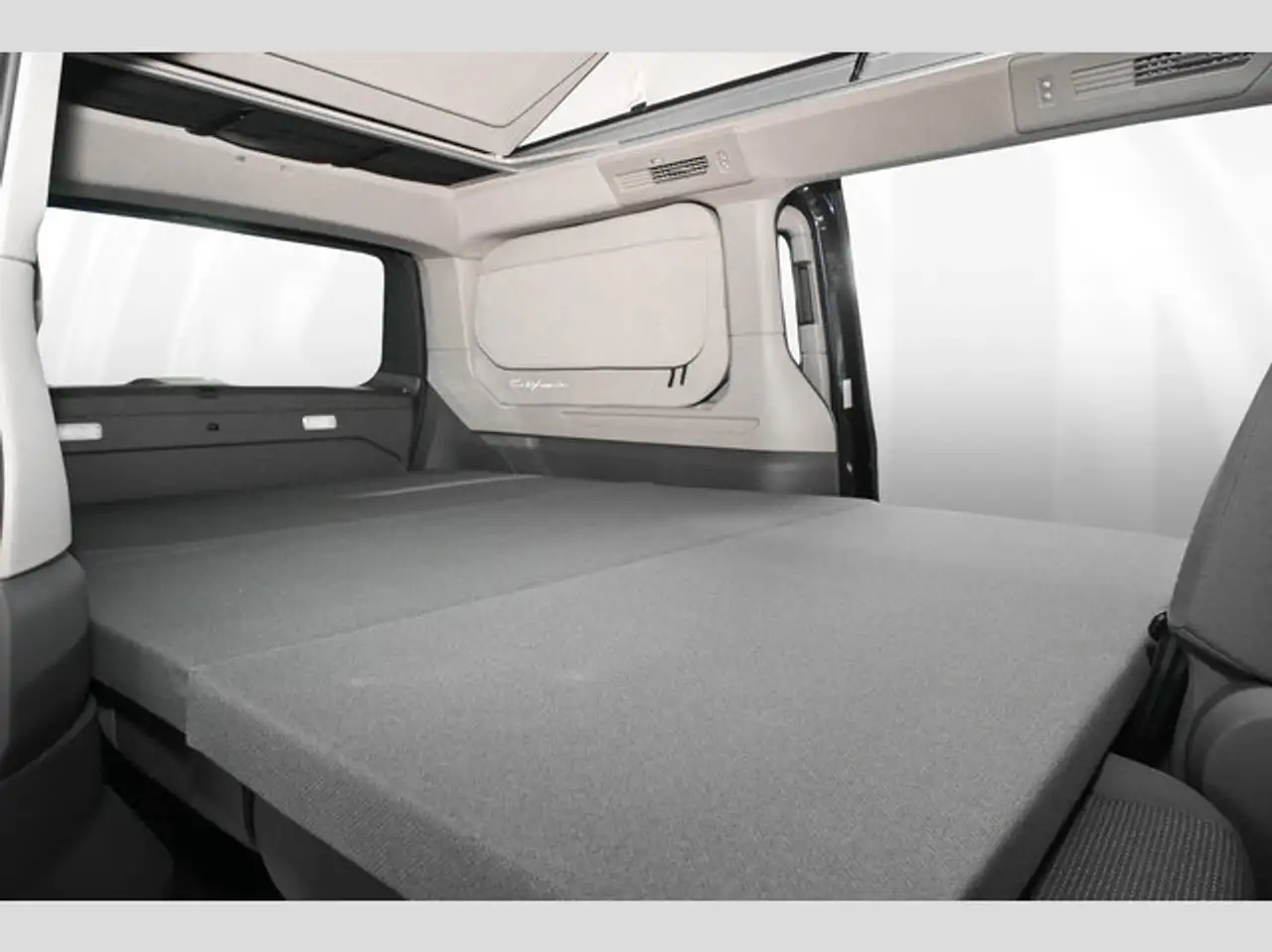 Volkswagen T7 California 10