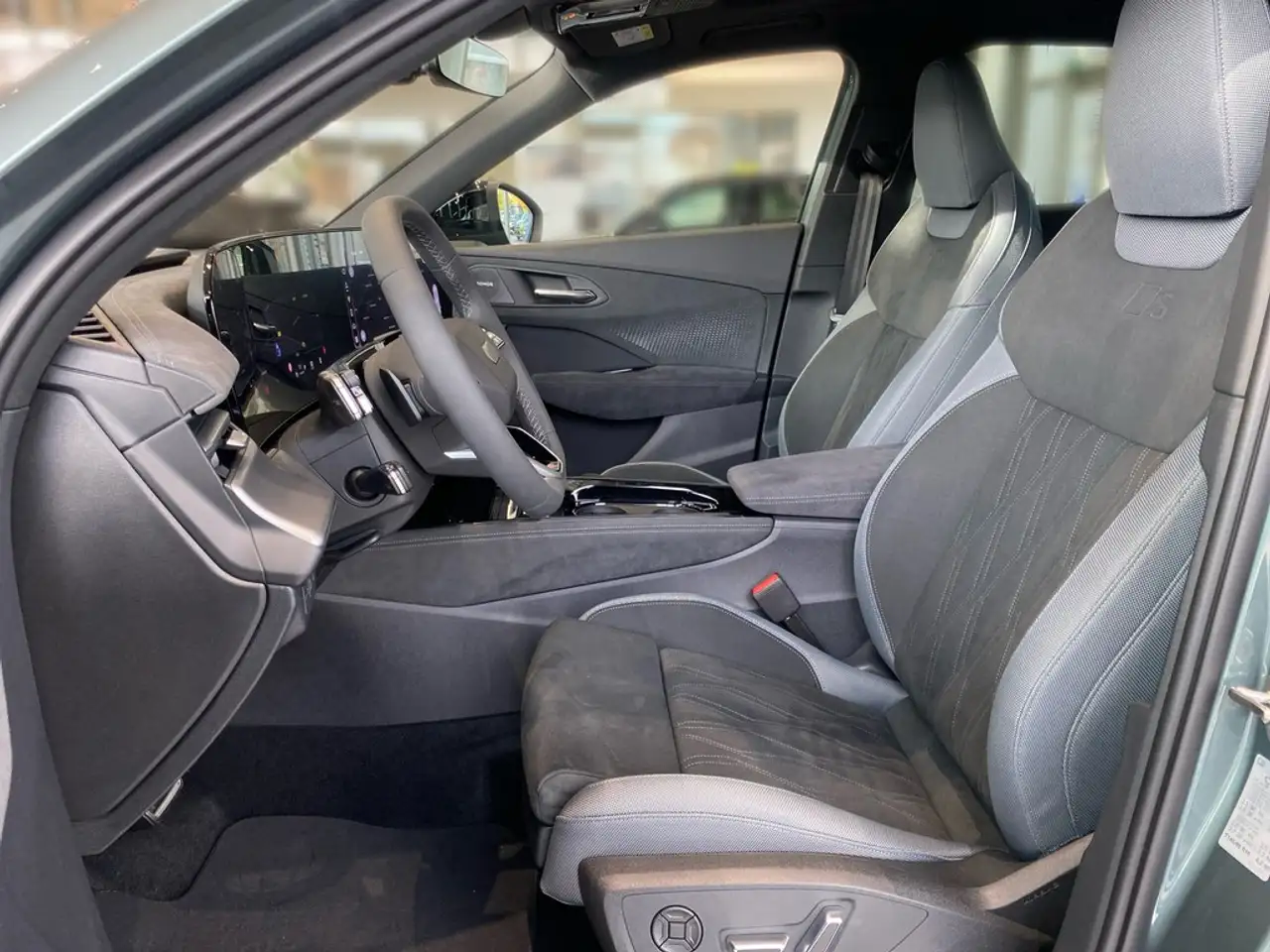 Audi Q3 4
