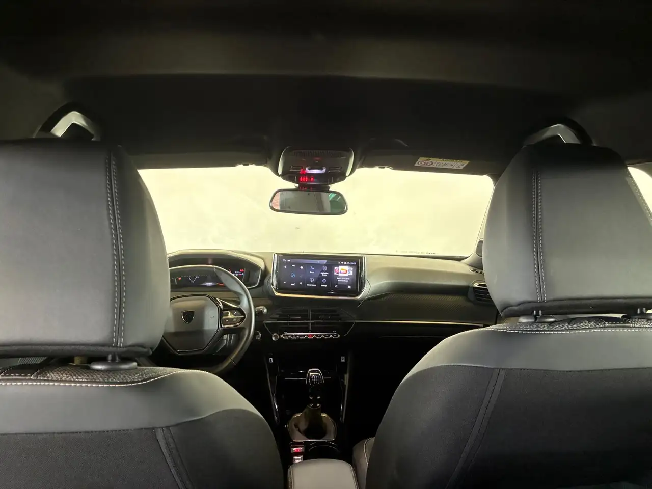 Peugeot 2008 11