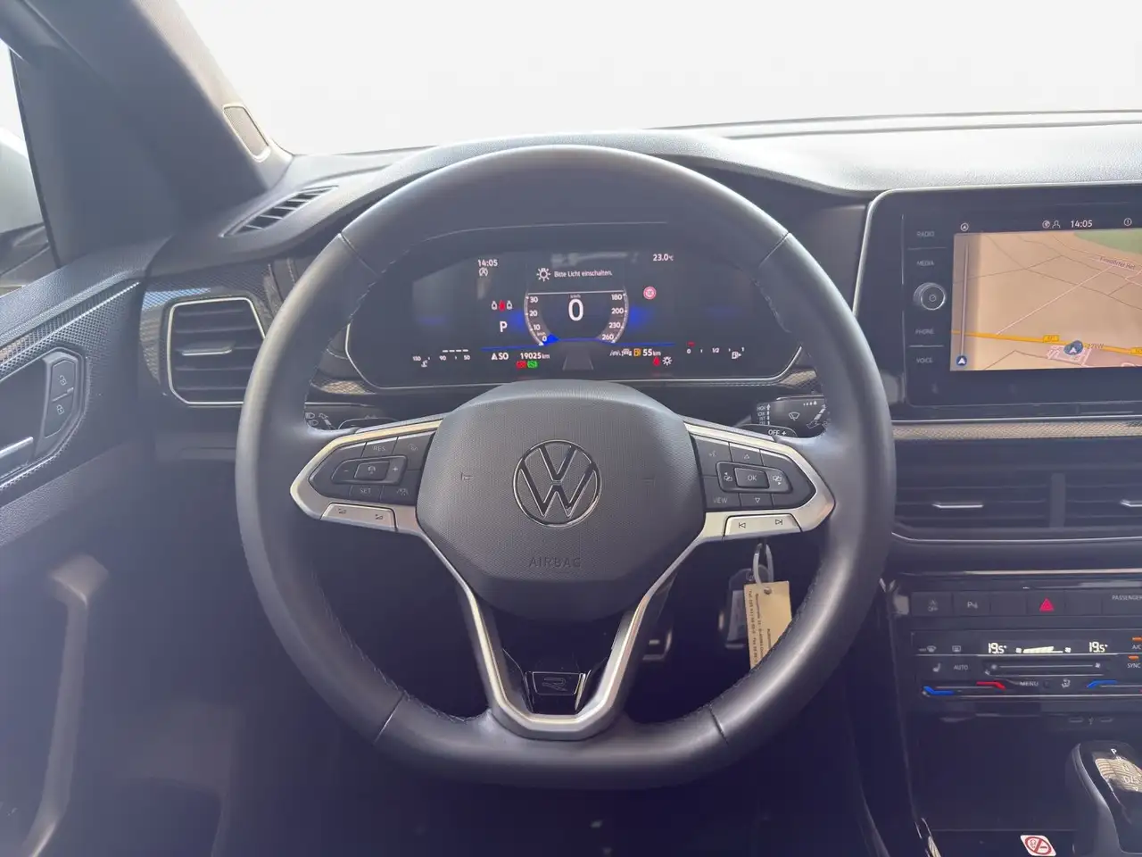 Volkswagen T-Cross 10