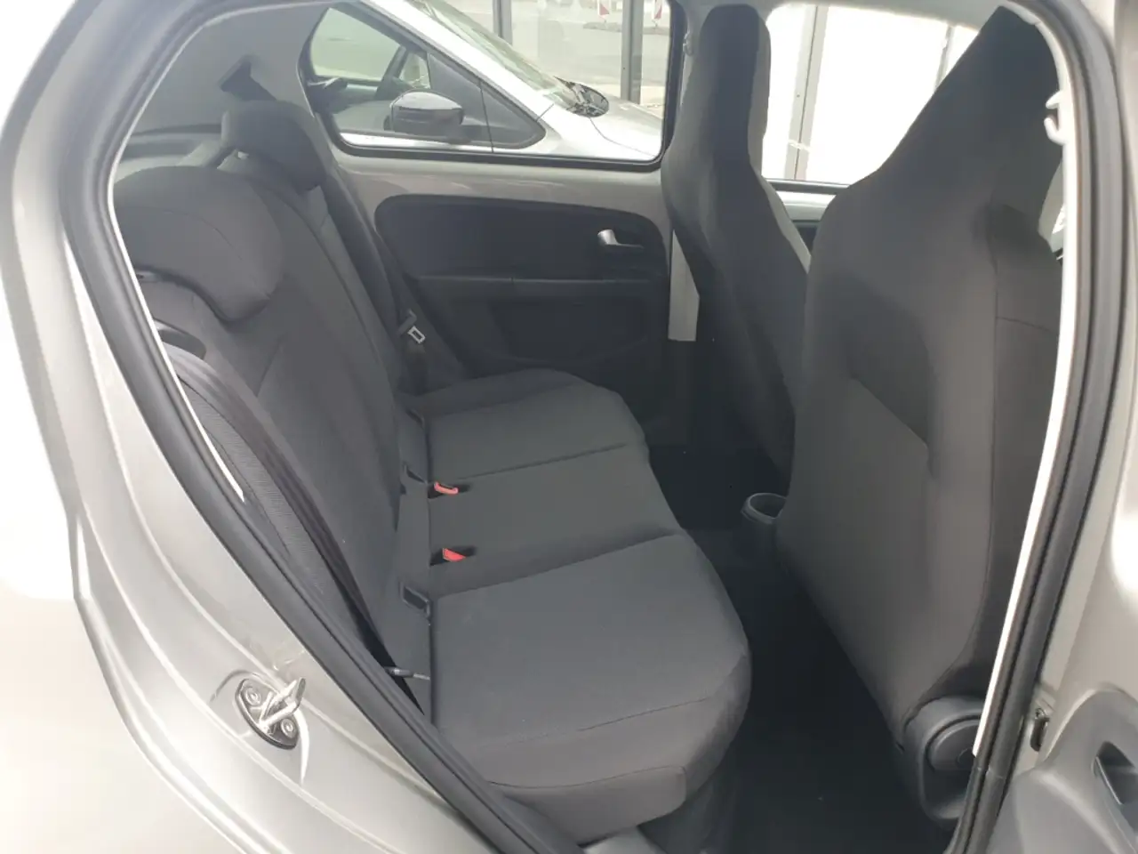 Volkswagen e-up! 3
