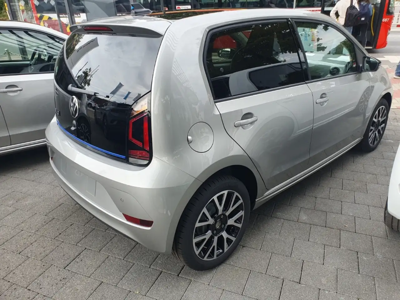 Volkswagen e-up! 4