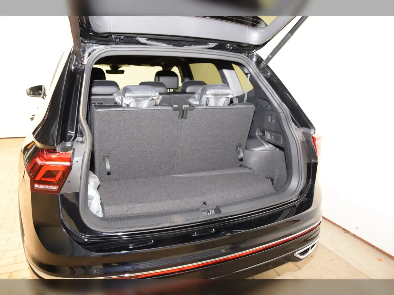 Volkswagen Tiguan 8