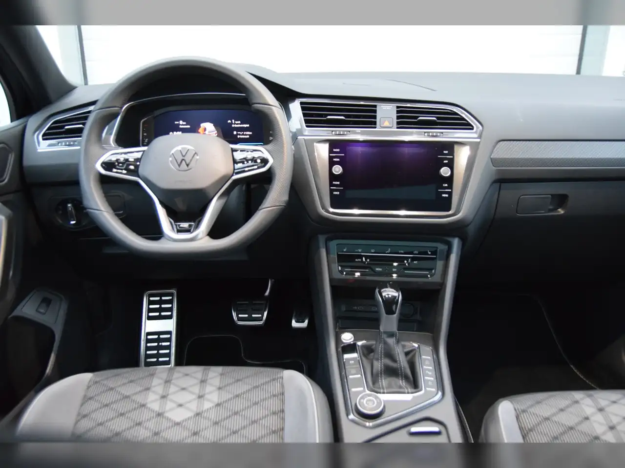 Volkswagen Tiguan 13